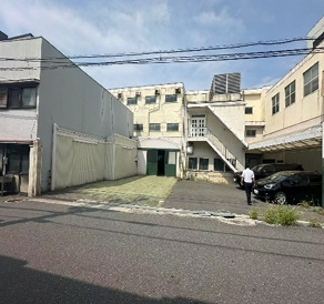 岸田堂西・工場／寄宿舎の外観