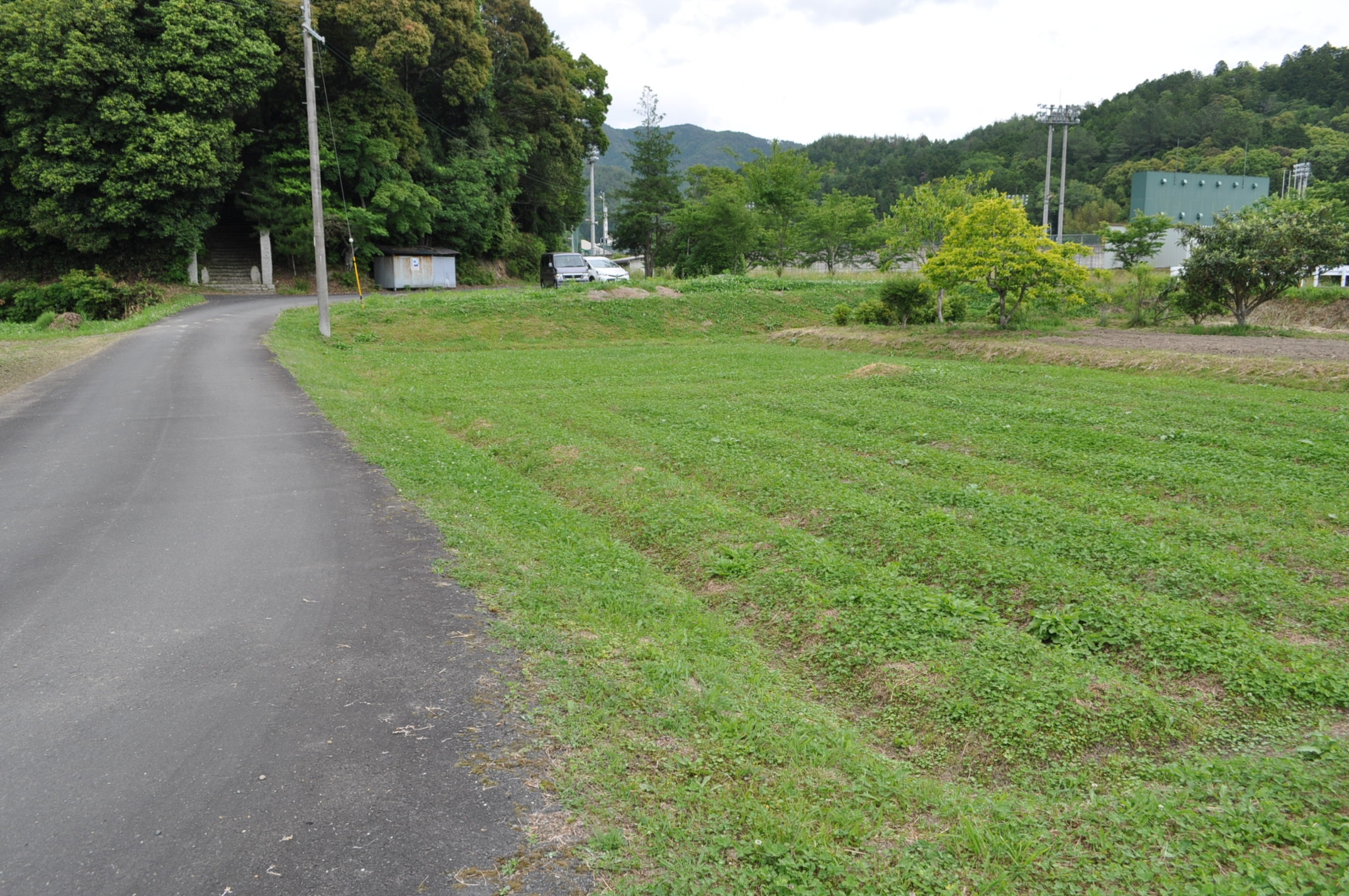 丹波市春日町下三井庄の売地の外観