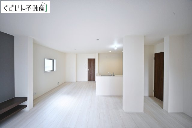 【居間・リビング】 | Livele Garden.S深谷市上野台第24　新築住宅 | ≪2号棟≫
現地(2026年4月撮影)
