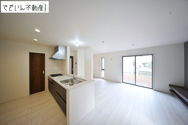 【居間・リビング】 | Livele Garden.S深谷市上野台第24　新築住宅 | ≪2号棟≫
現地(2026年4月撮影)