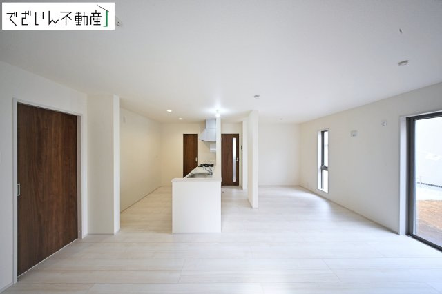 【居間・リビング】 | Livele Garden.S深谷市上野台第24　新築住宅 | ≪2号棟≫
現地(2026年4月撮影)