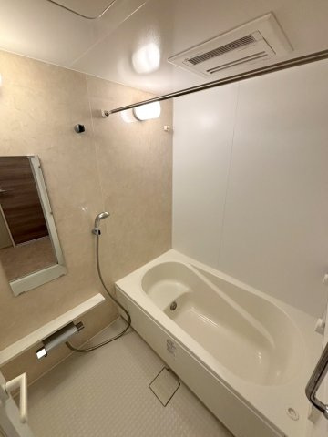 アドグランデ朝霞台ブライトステージの浴室|浴室/追い焚き機能・浴室乾燥機付きバスルーム