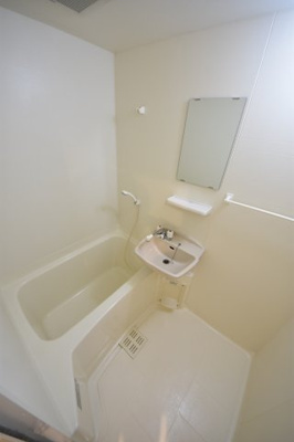 【浴室】 | グランシャリオ山本通