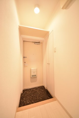 【玄関】 | グランシャリオ山本通