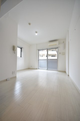 【寝室】 | グランシャリオ山本通