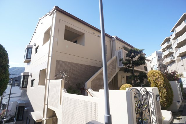 西宮名塩パークハウスの外観