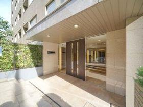 ＫＤＸレジデンス半蔵門のエントランス