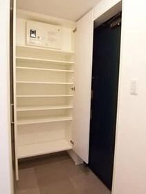 ＫＤＸレジデンス半蔵門の玄関