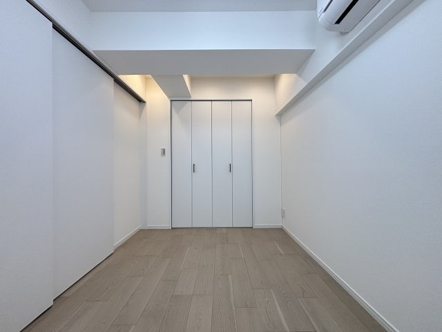 月島ホームズの洋室