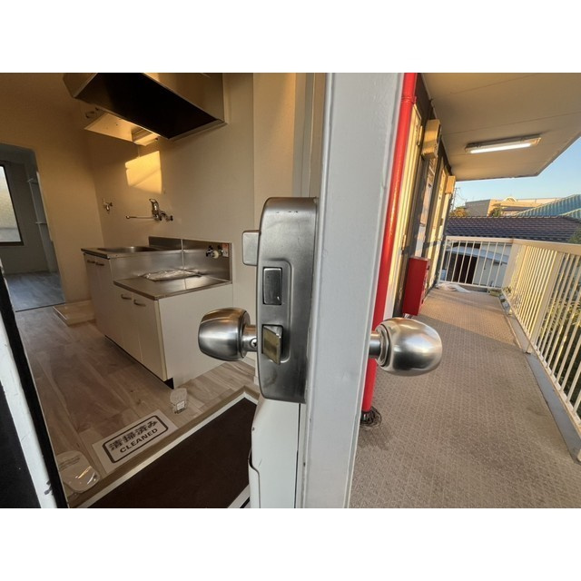 リエス厚木金田の玄関