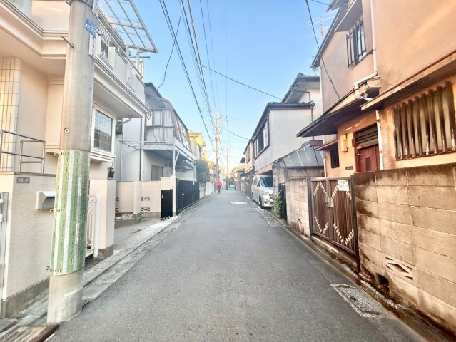 杉並区松ノ木1丁目　中古戸建の前面道路含む現地写真|2026.01.12撮影

現地ご見学希望・資料請求などお気軽にお問い合わせ下さい！
03-5990-5201