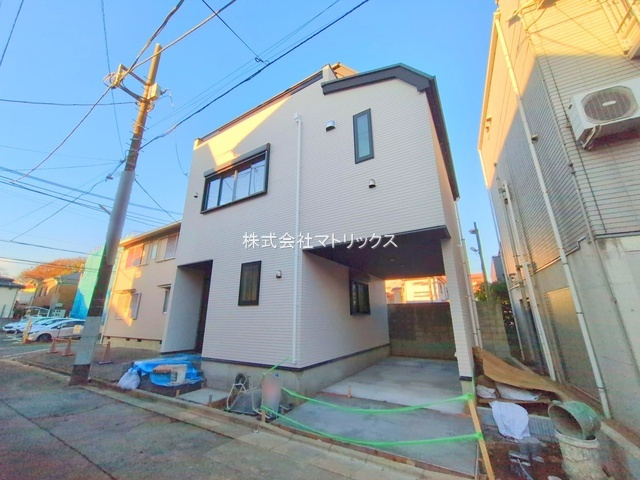 板橋区東新町2丁目　ゆったり間口9ｍ超　省エネ邸宅