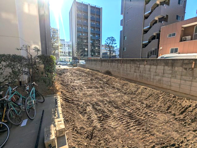 墨田区亀沢２丁目の売地の外観|【現地写真】正午撮影