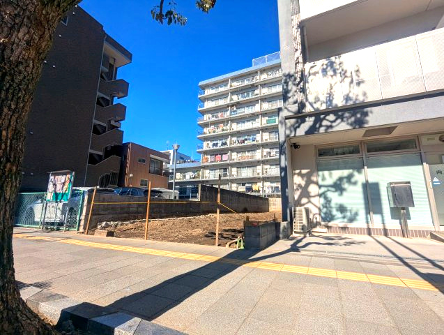 墨田区亀沢２丁目の売地の外観|【現地写真】正午撮影