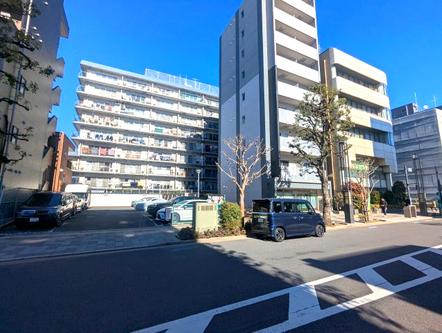 墨田区亀沢２丁目の売地の外観|【現地写真】正午撮影