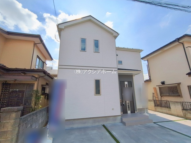 所沢市中新井2丁目・全1棟　新築一戸建　～LDK16帖～の玄関|現地写真（2026年1月29日撮影）