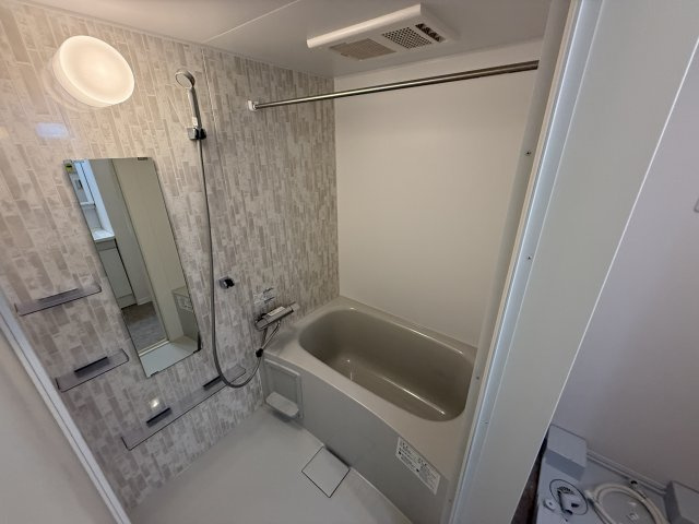 La vie belle 宝山町Ⅱの浴室