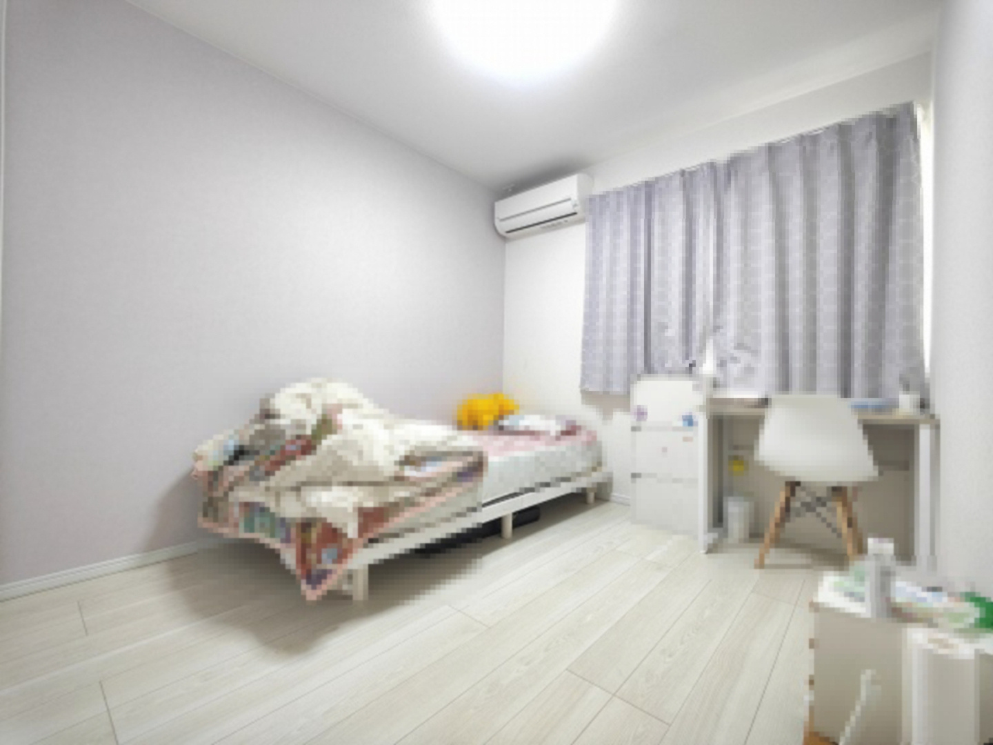 高島市勝野中古戸建の洋室