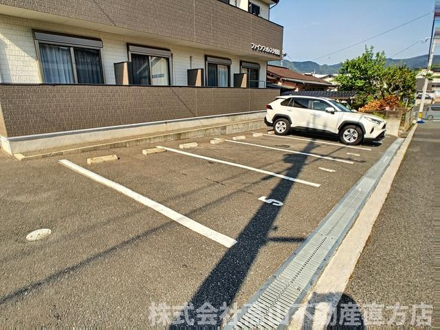 ファインフォレスタ感田の駐車場