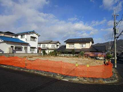 広島市安佐南区伴東８丁目　新築一戸建て(全2棟)の外観