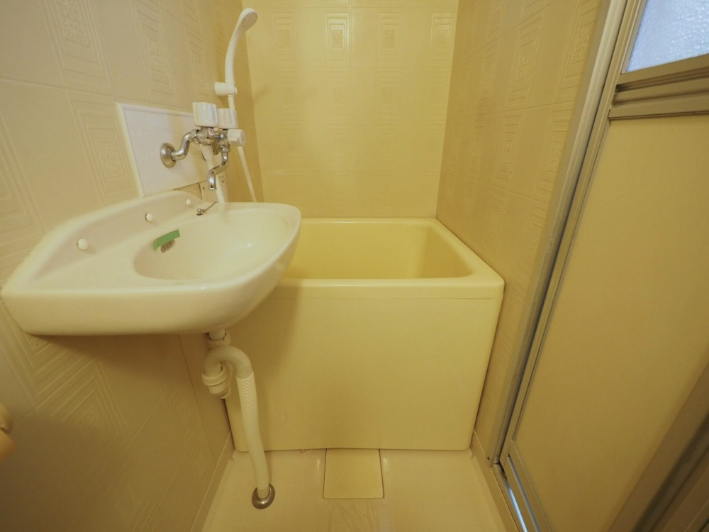 大阪市旭区生江１丁目の賃貸マンションの浴室