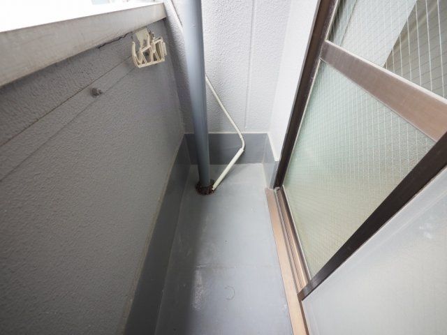 大阪市旭区生江１丁目の賃貸マンションのバルコニー