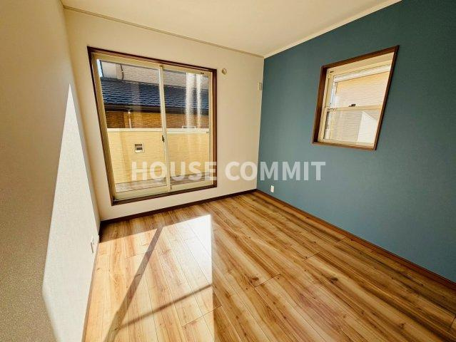 並木町　中古戸建の洋室