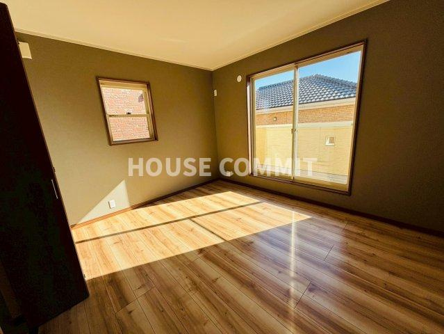 並木町　中古戸建の洋室