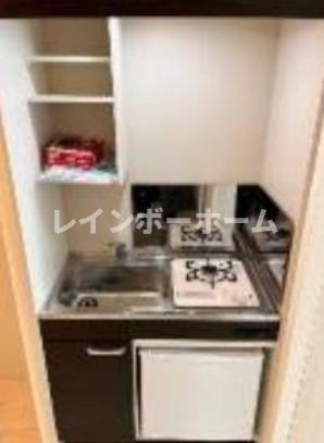 足立区日ノ出町のアパートのキッチン