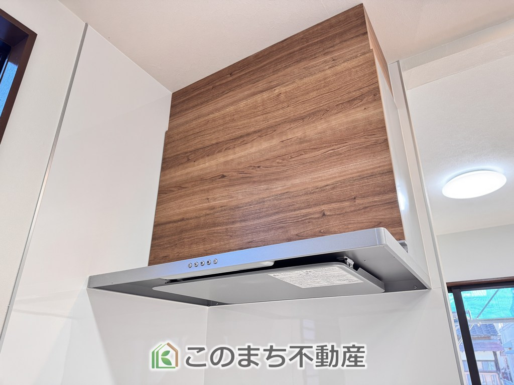 宇都宮市鶴田町再生住宅のキッチン|お料理の匂いもスッキリ♪シンプルデザインで掃除も簡単‼
