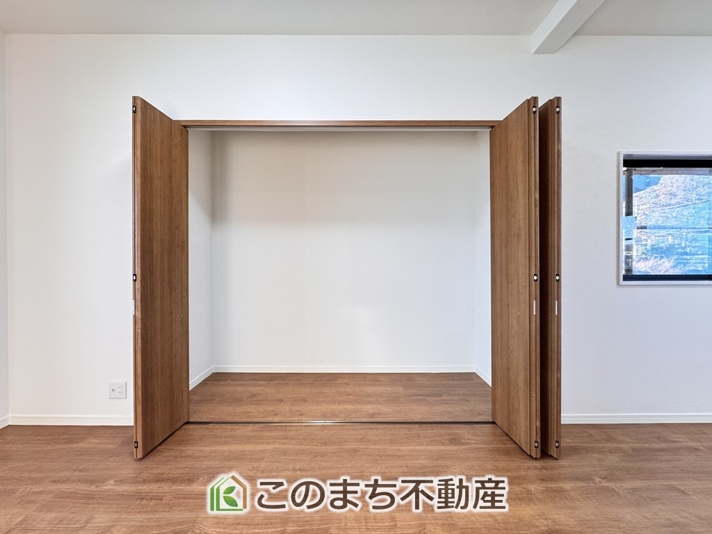 宇都宮市鶴田町再生住宅の収納|各居室に収納付で住みやすさにこだわっています♪
