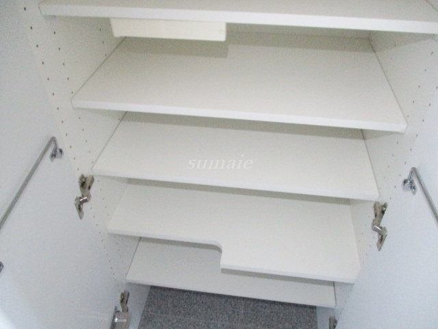 Ｌａ　Ｄｏｕｃｅｕｒ志茂の収納|玄関収納です☆