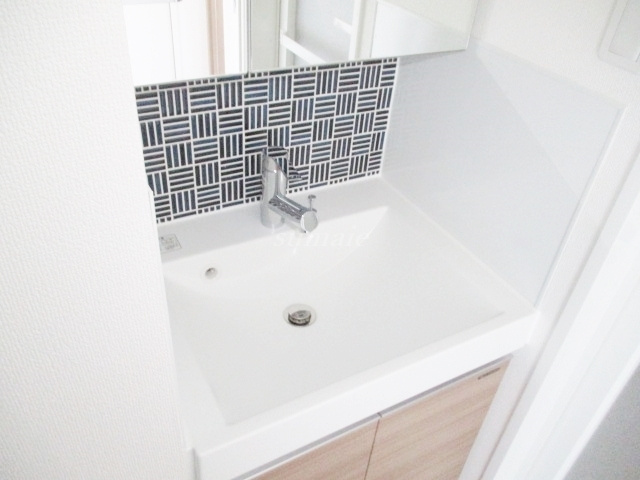 Ｌａ　Ｄｏｕｃｅｕｒ志茂の洗面所|独立洗面台です☆