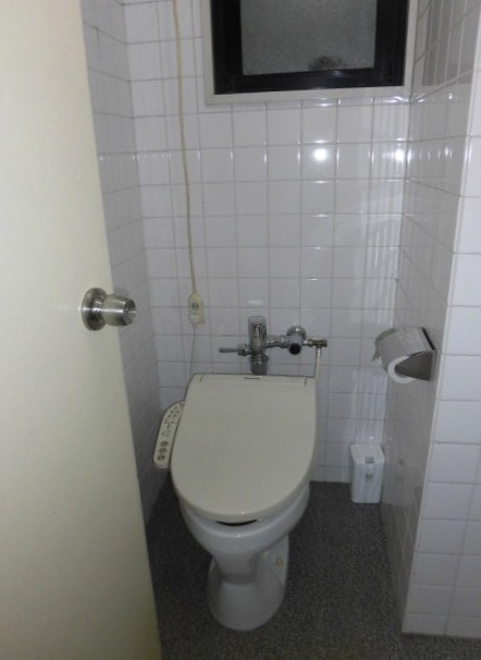 大阪市中央区谷町６丁目の事務所のトイレ