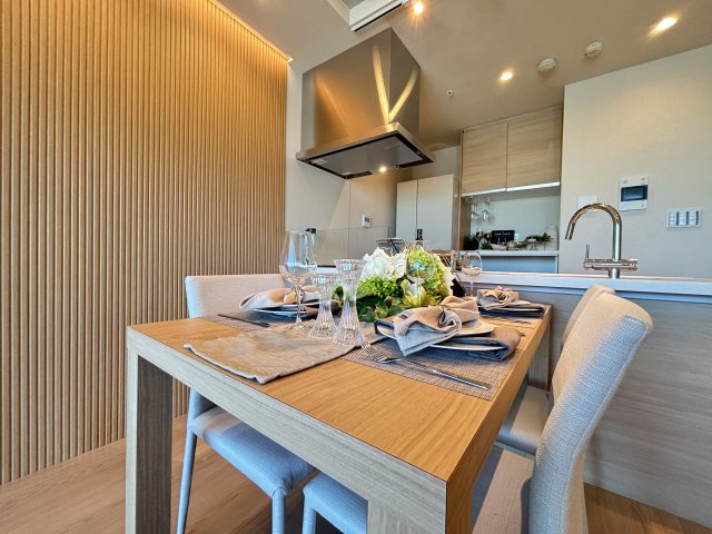 パークシティ中央湊ザタワーの居間・リビング