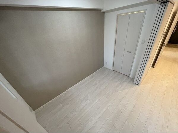 スプランディッドライズ新大阪ノースの洋室