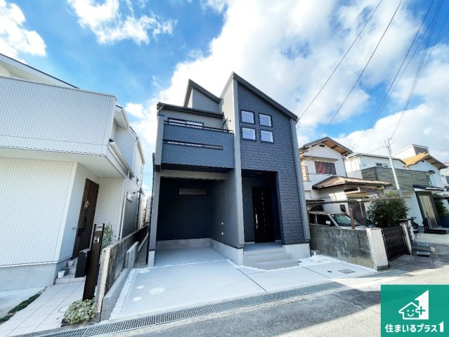 伊丹市中野北　新築一戸建ての外観|お客様に長く安心して住んでいだだける事にこだわった家づくり！住んでからのアフターサービスにもしっかりと取り組んでいます！