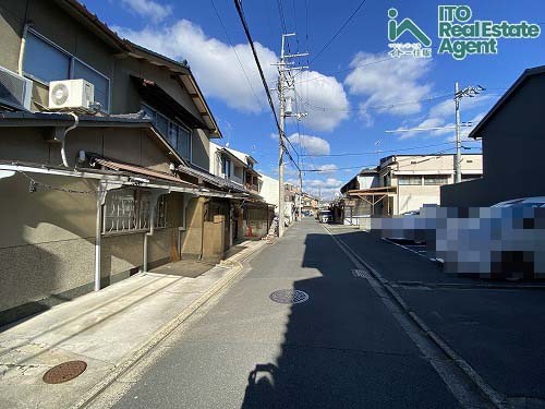 平野鳥居前町 建築条件無 1号地の前面道路含む現地写真