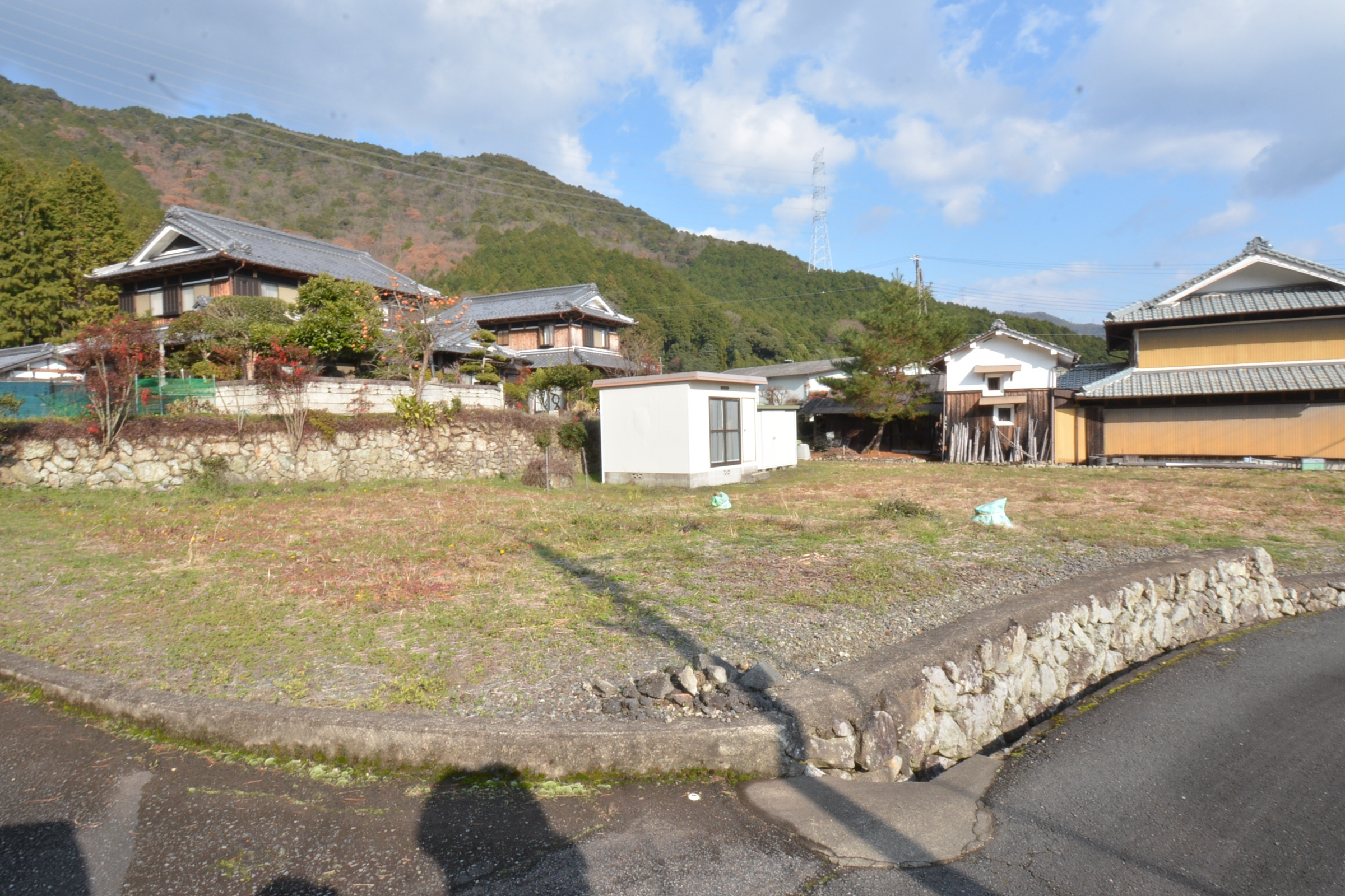 丹波市氷上町小野の売地の外観