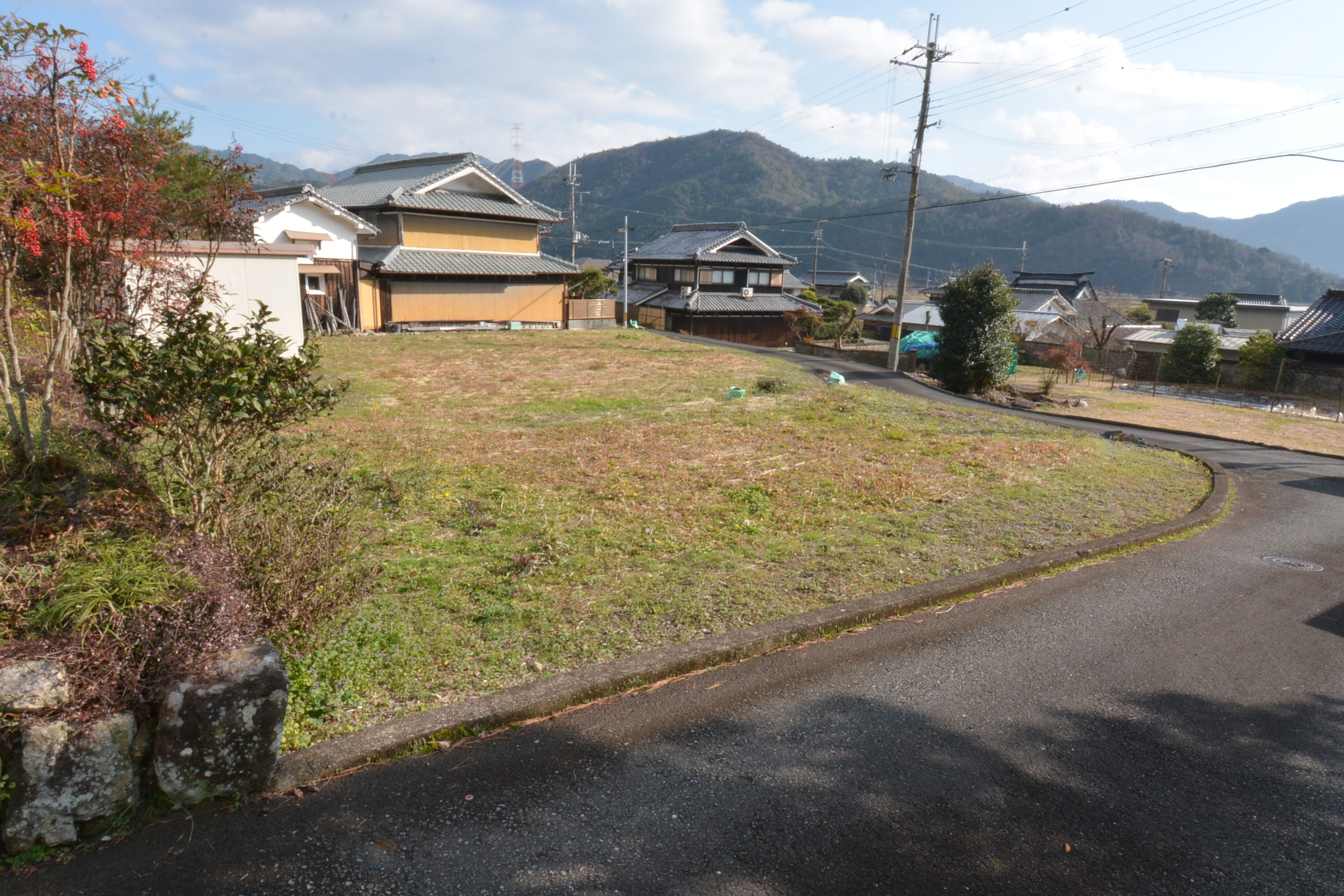 丹波市氷上町小野の売地の外観
