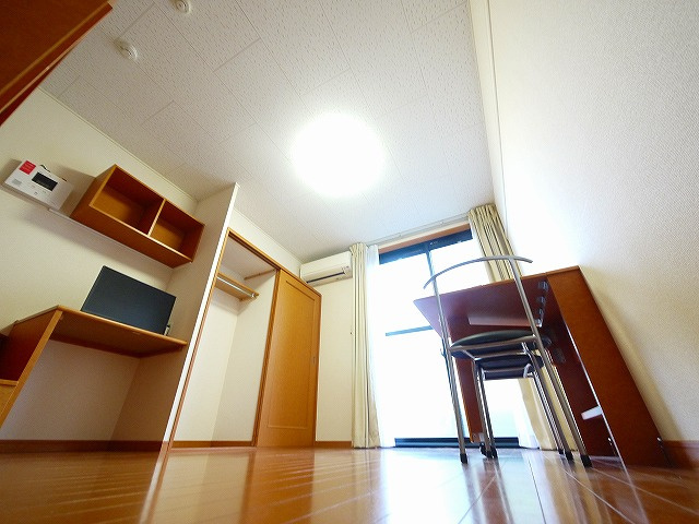 レオパレスコスモの内装|過ごしやすい室内です