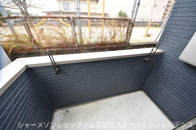 グランソレイユ篠崎のバルコニー