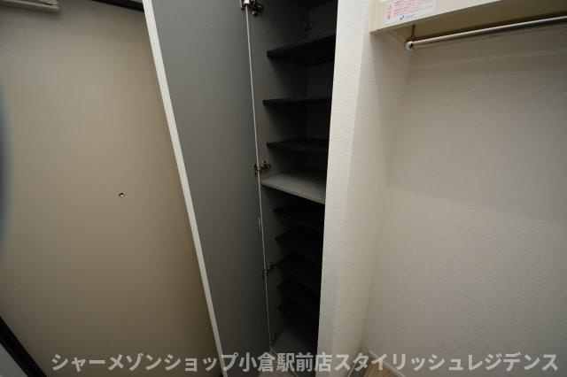 グランソレイユ篠崎の収納