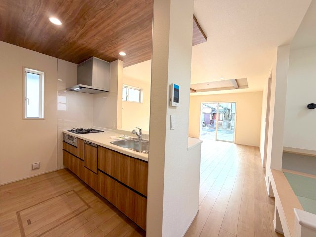 ＜全８棟＞開発分譲地／全棟長期優良住宅／瀬谷区北新の外観：施工例|同社施工完成物件の参考写真（キッチン）