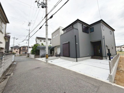 【前面道路含む現地写真】 | 八幡町　新築一戸建
