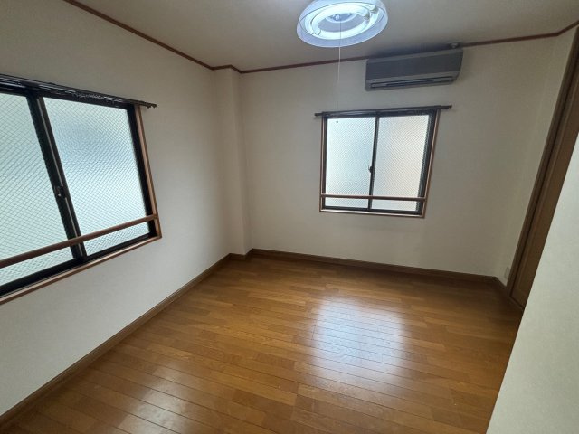 西七条市部町住居付き事務所の内装