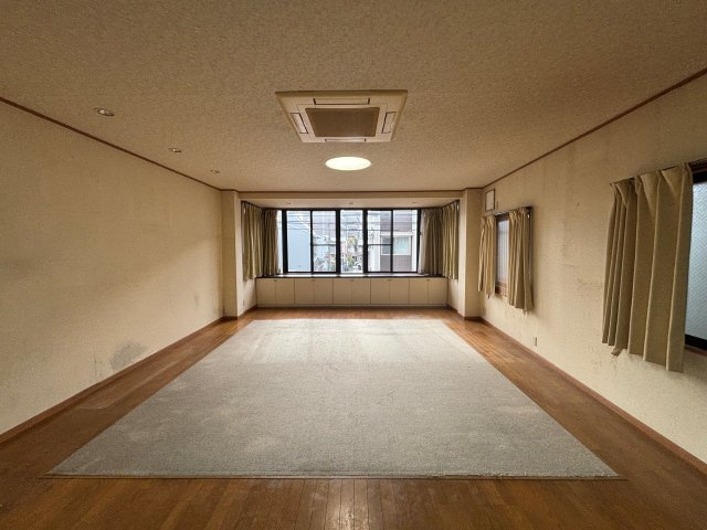 西七条市部町住居付き事務所の内装