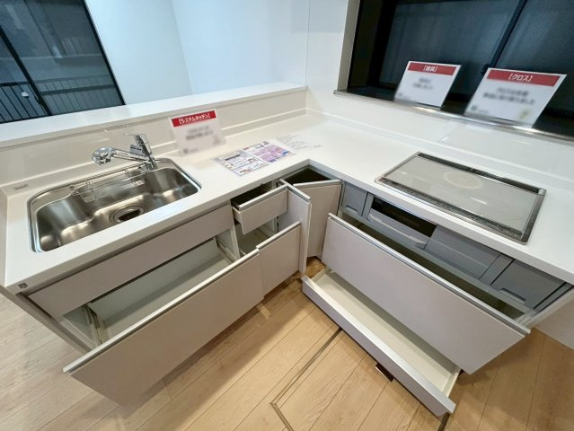 久我御旅町のキッチン