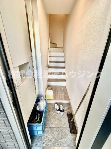 プレリエ小曽根の玄関