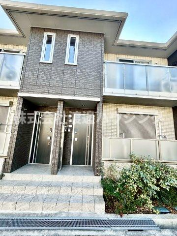 プレリエ小曽根のエントランス